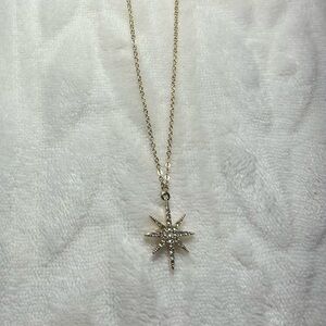 Gold Star Pendant Necklace